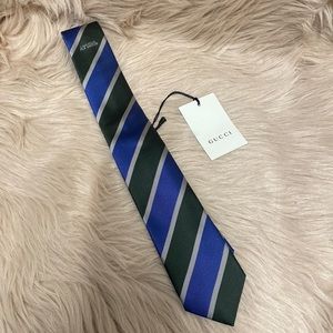 NWT Gucci Mens Silk Stripe Tie - Blue and green
